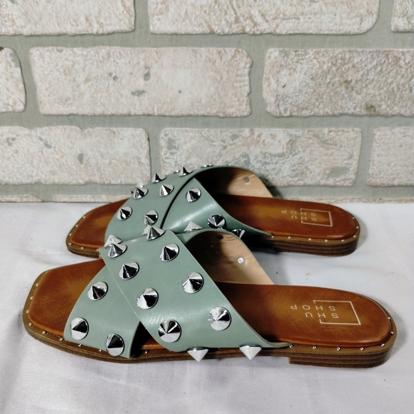 ShuShop Green and Silver Studded Spiked Sandals Sz 6.5 Poolside Glam Edgy Chic - Picture 6 of 9